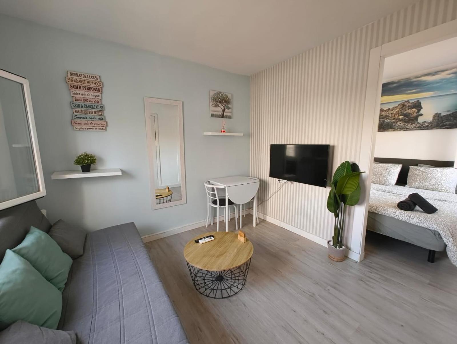 Cozy Studio In เดเนีย ภายนอก รูปภาพ