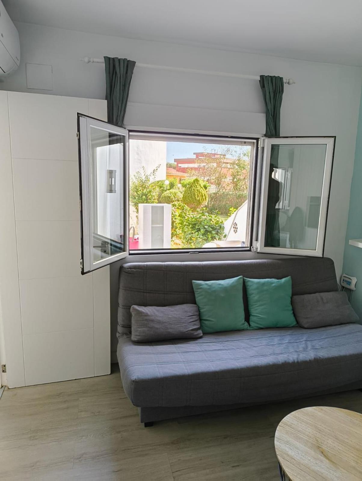 Cozy Studio In เดเนีย ภายนอก รูปภาพ